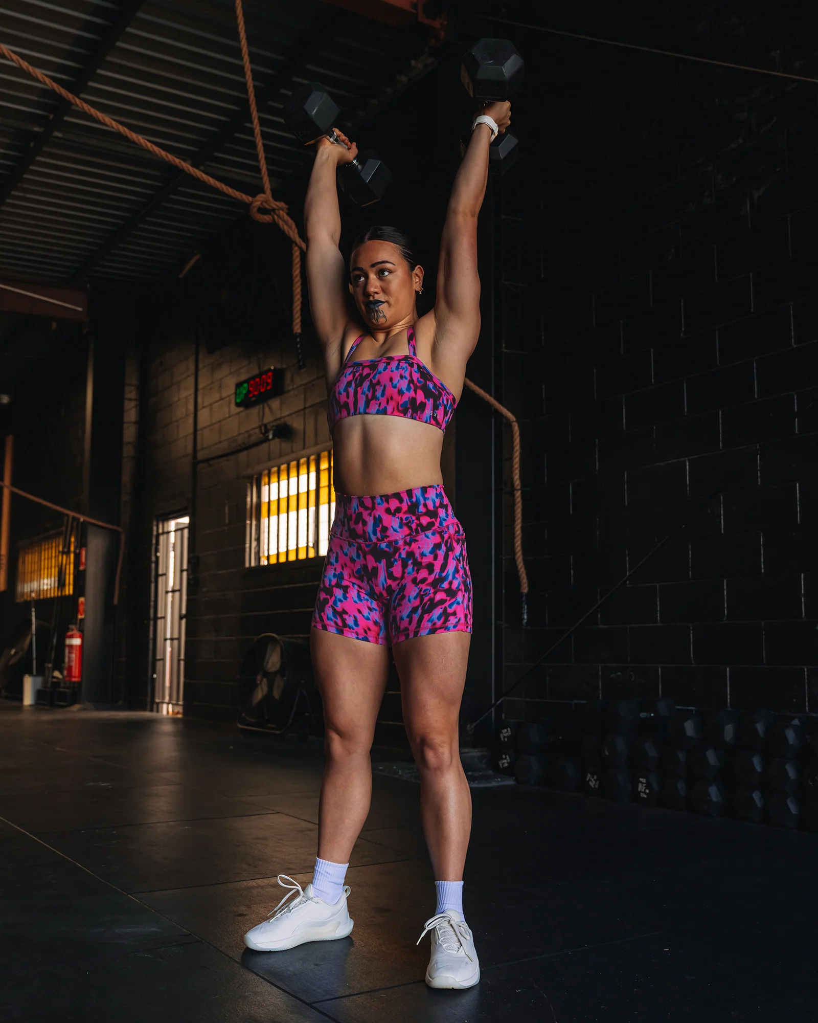 Fusion High-Rise 4" Short Pockets - Pink Luminous 3 Fusion High-Rise 4" Short Pockets - Pink Luminous
