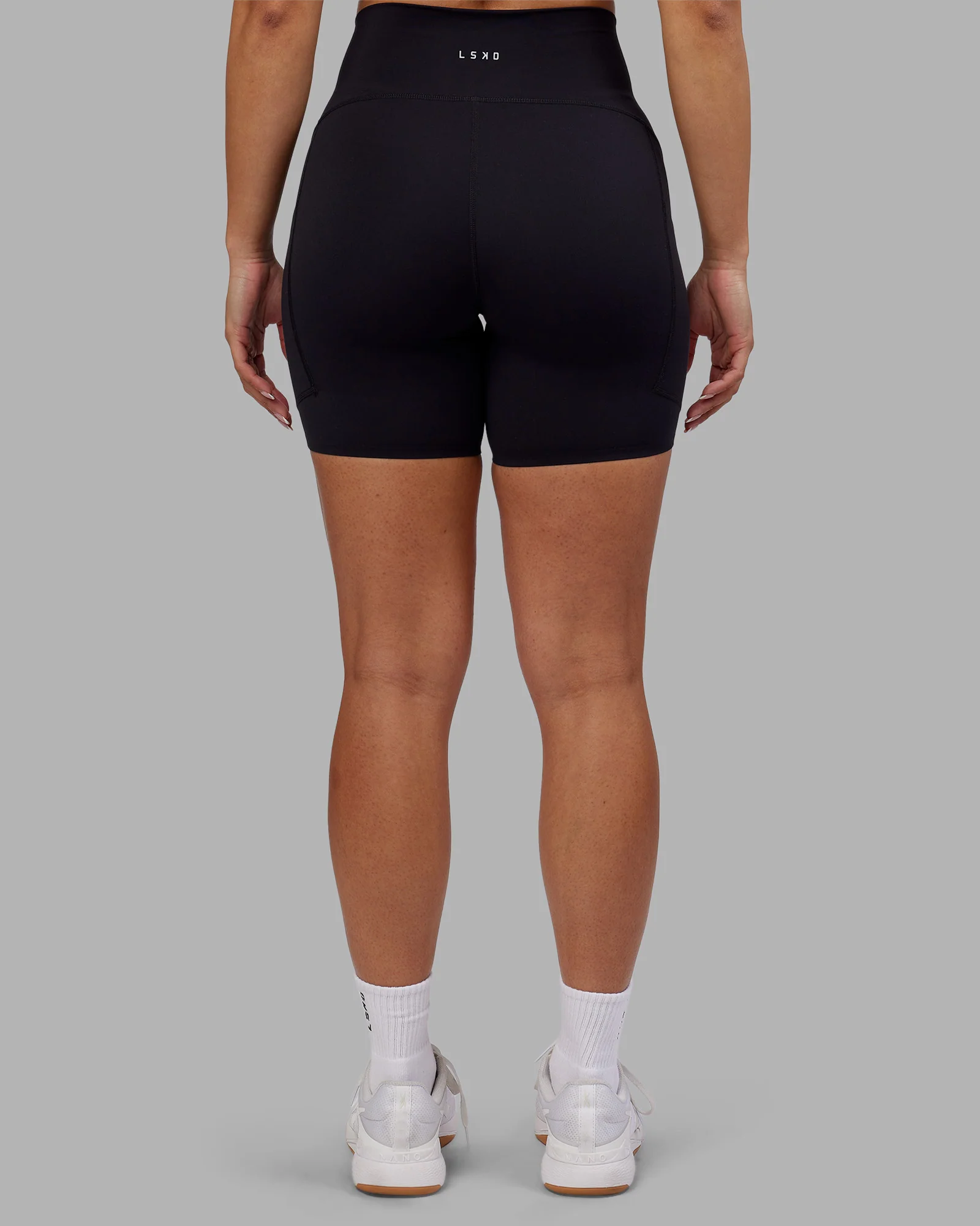 Rhythm Elixir Ultra High-Rise 6" Short Pockets - Black 5 Rhythm Elixir Ultra High-Rise 6" Short Pockets - Black