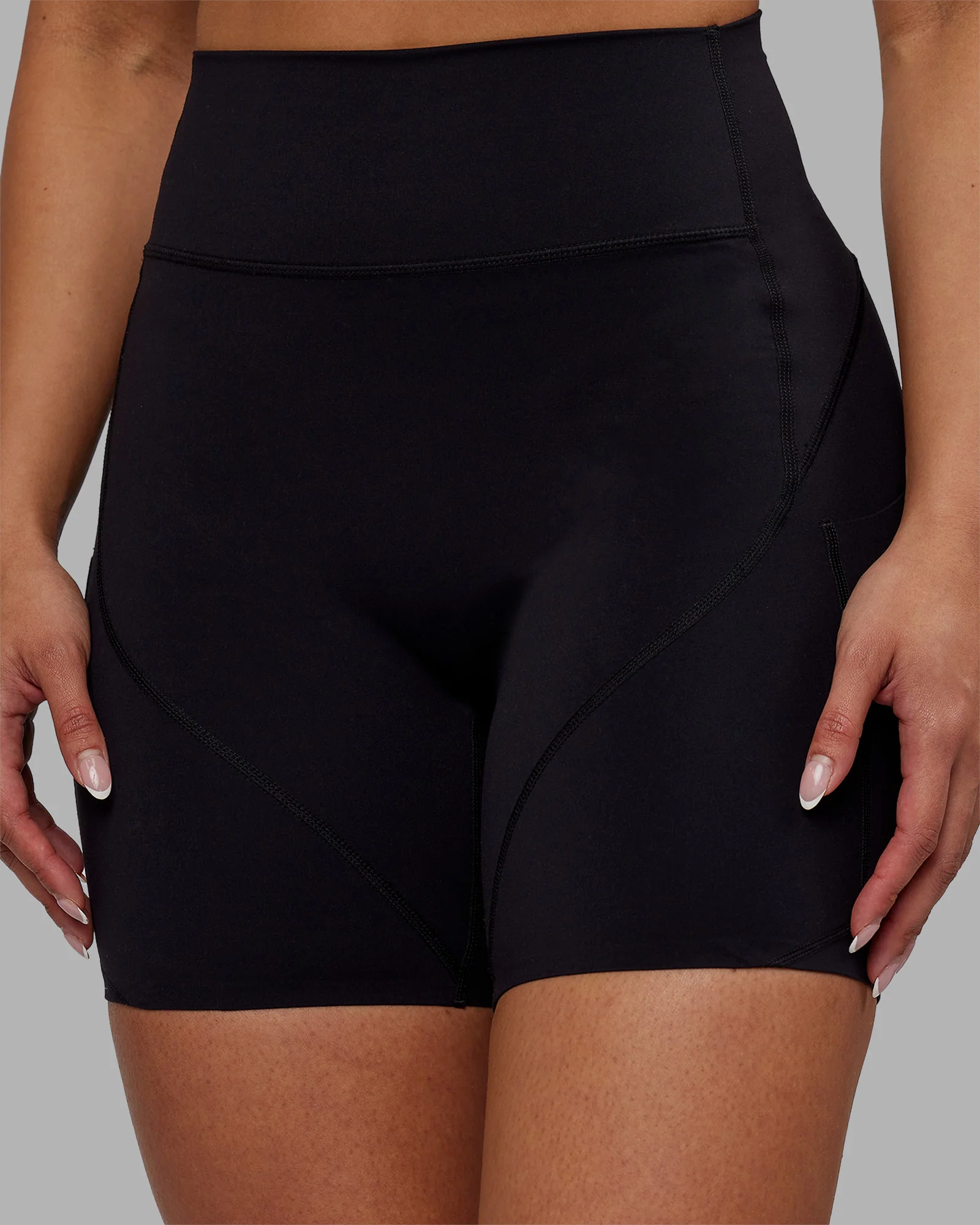 Rhythm Elixir Ultra High-Rise 6" Short Pockets - Black 7 Rhythm Elixir Ultra High-Rise 6" Short Pockets - Black