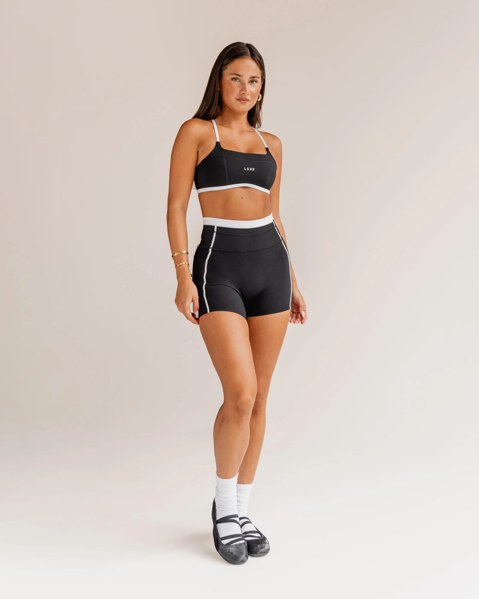 Liberate Contrast High-Rise 4" Short Pockets - Black-White