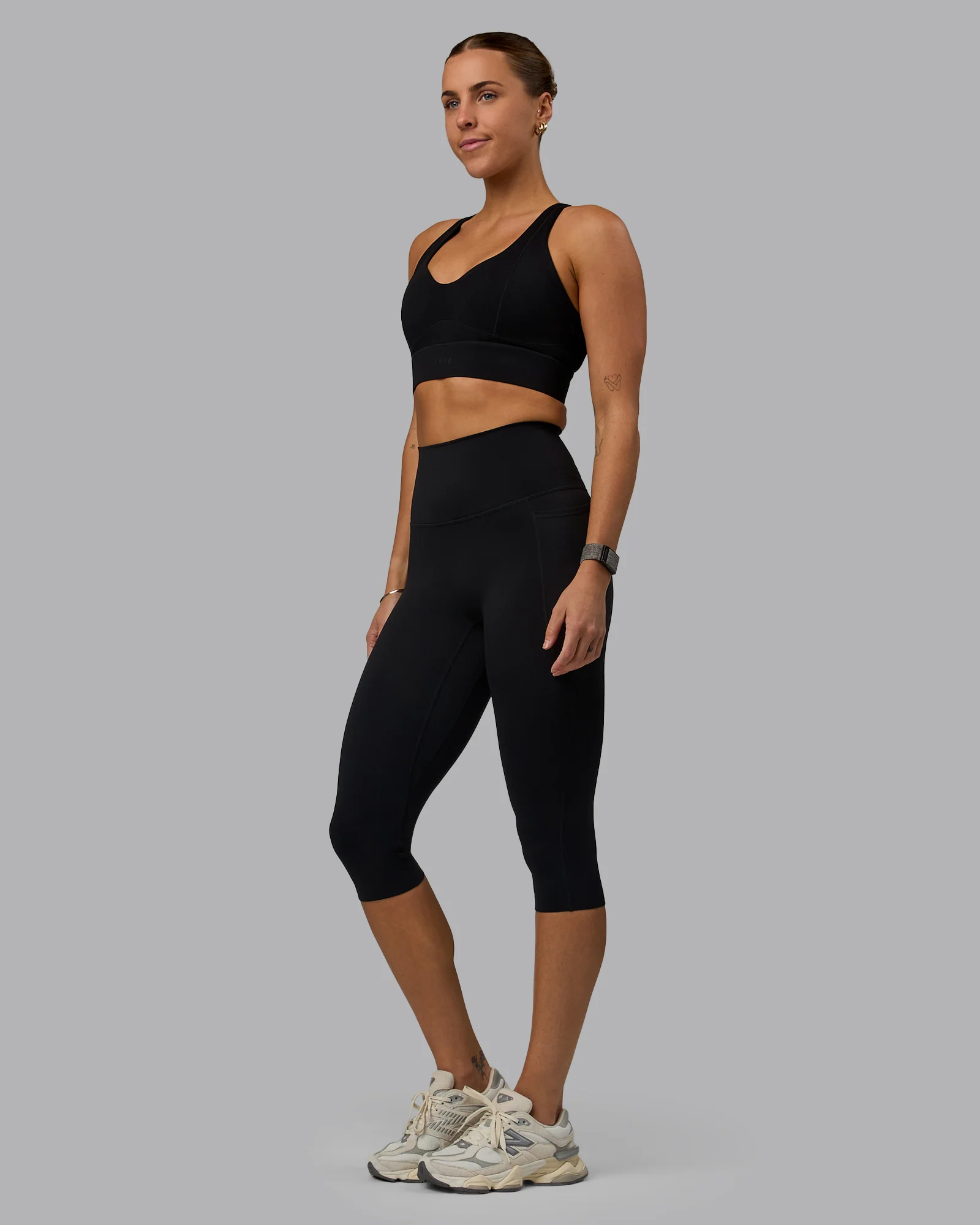 Elixir Ultra High-Rise 3/4 Legging Pockets - Black