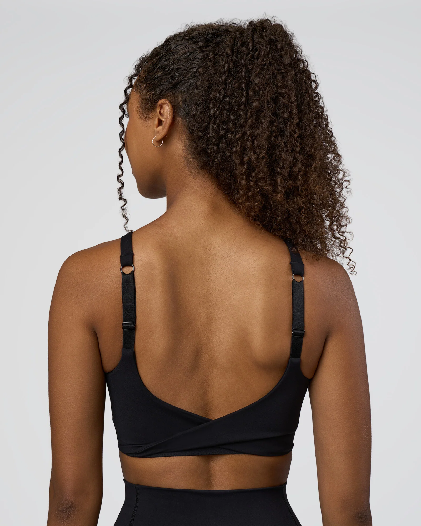 Twist Sports Bra D/DD/E - Black 4 Twist Sports Bra D/DD/E - Black