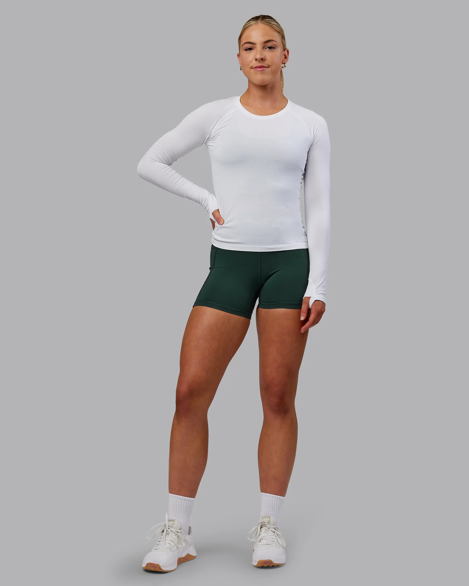 AeroFLX+ Seamless Long Sleeve Tee - White/White 1 AeroFLX+ Seamless Long Sleeve Tee - White/White
