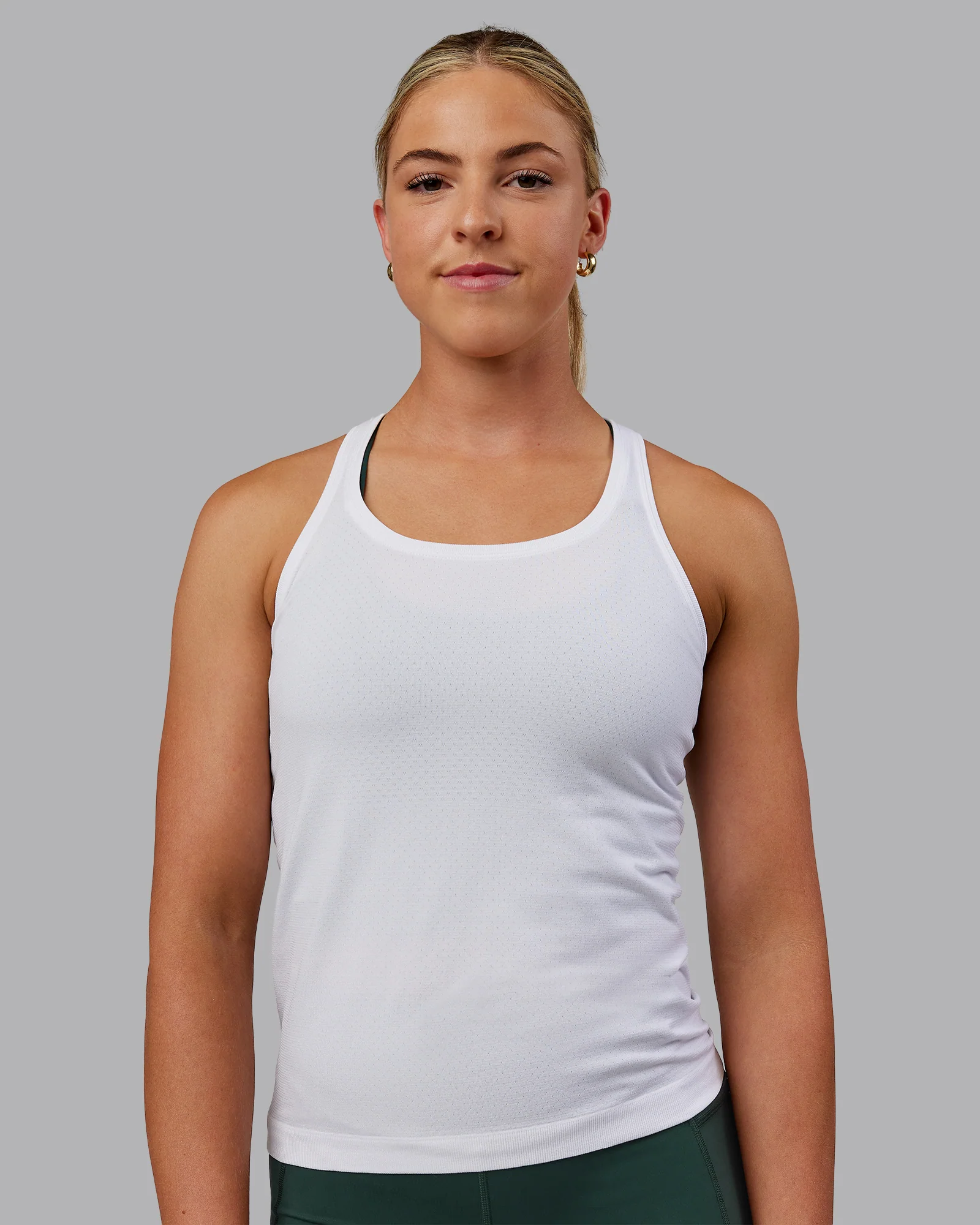 AeroFLX+ Seamless Tank - White/White 2 AeroFLX+ Seamless Tank - White/White