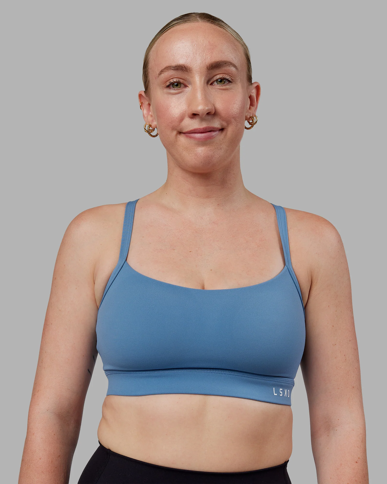 Momentum Sports Bra (D/DD/E) - Elemental Blue 1 Momentum Sports Bra (D/DD/E) - Elemental Blue