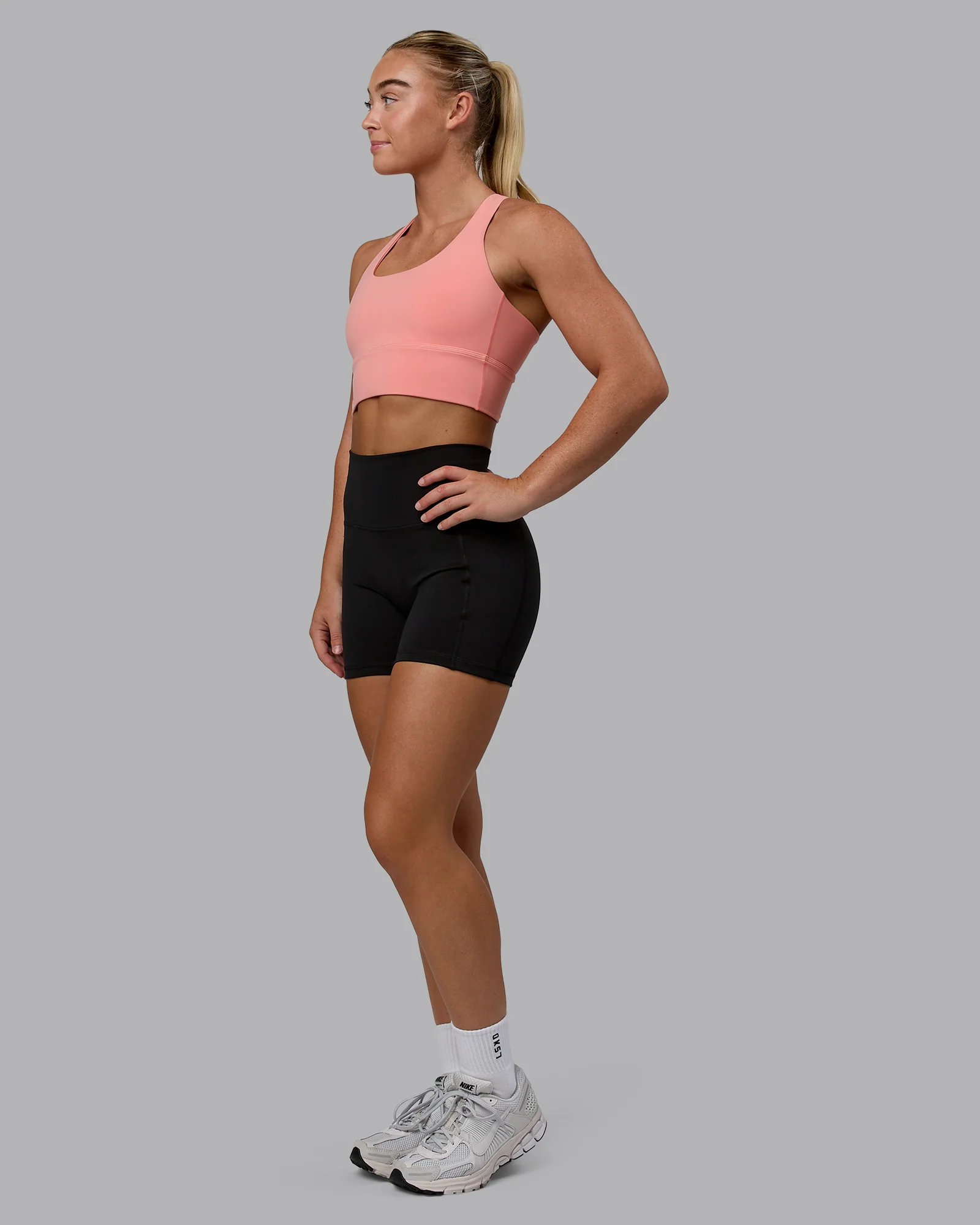 Circuit Sports Bra - Murex Shell
