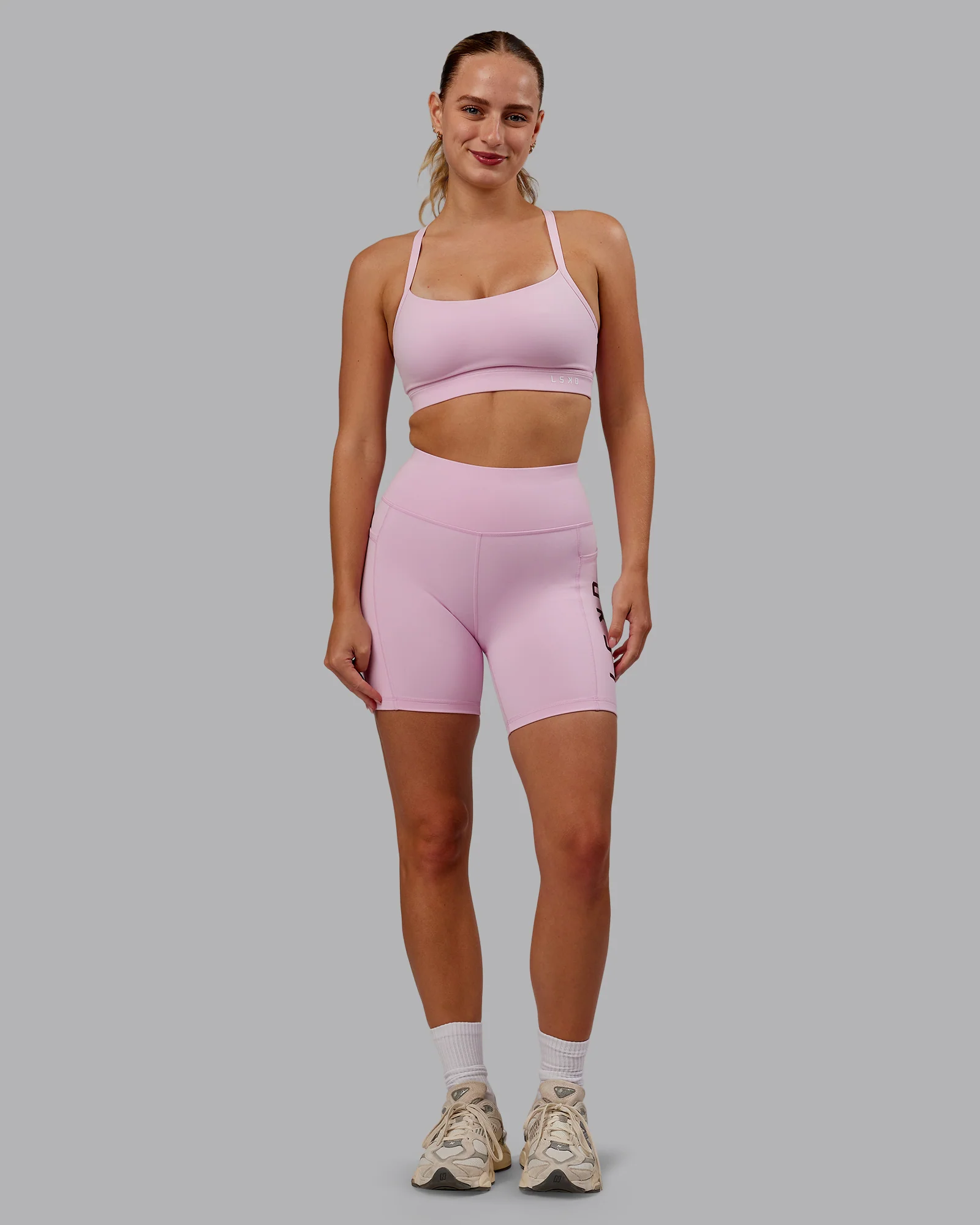 Momentum Sports Bra D/DD/E - Marshmallow 5 Momentum Sports Bra D/DD/E - Marshmallow