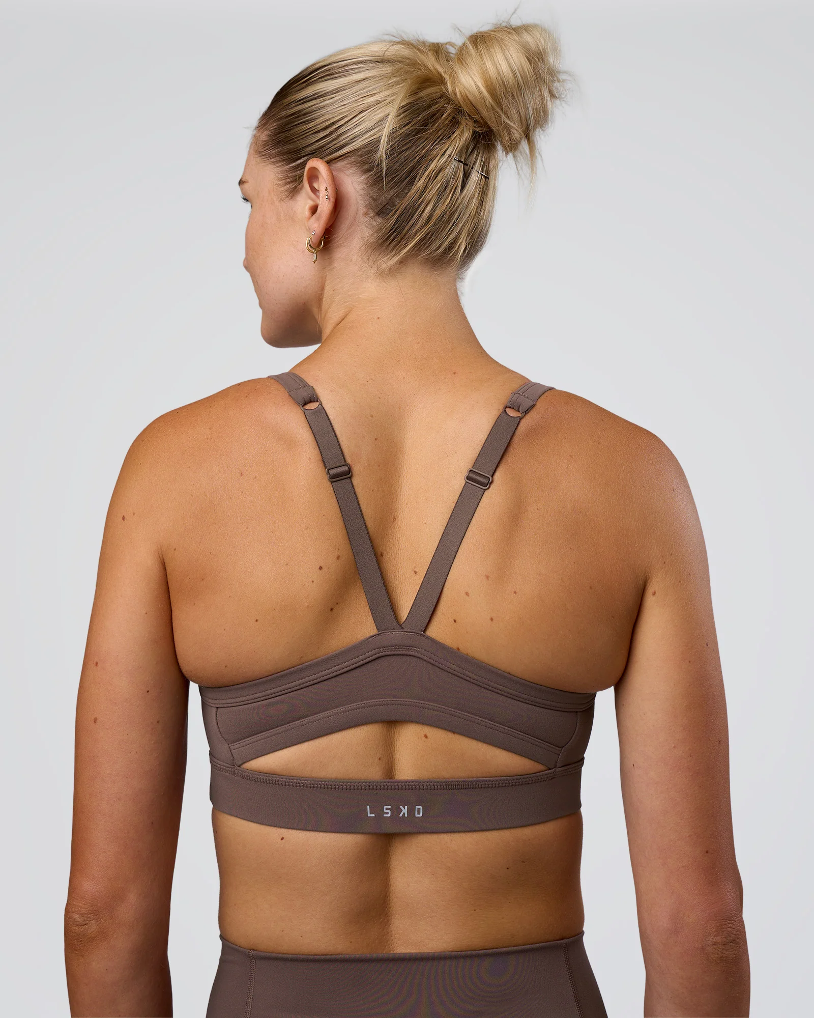 Momentum Sports Bra - Peppercorn 2 Momentum Sports Bra - Peppercorn