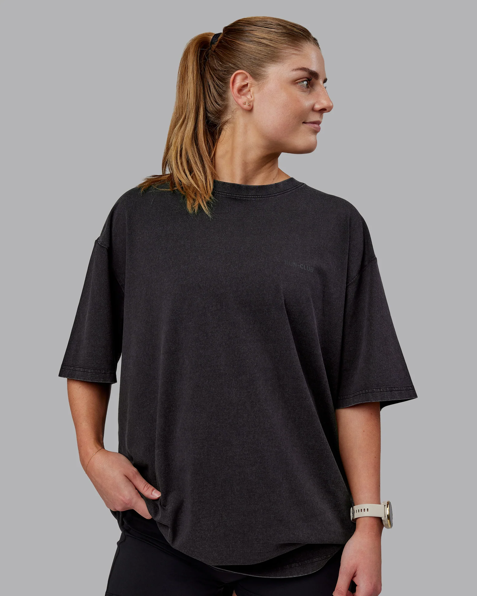 Washed RUN CLUB FLXCotton Tee Oversize - Black-Black