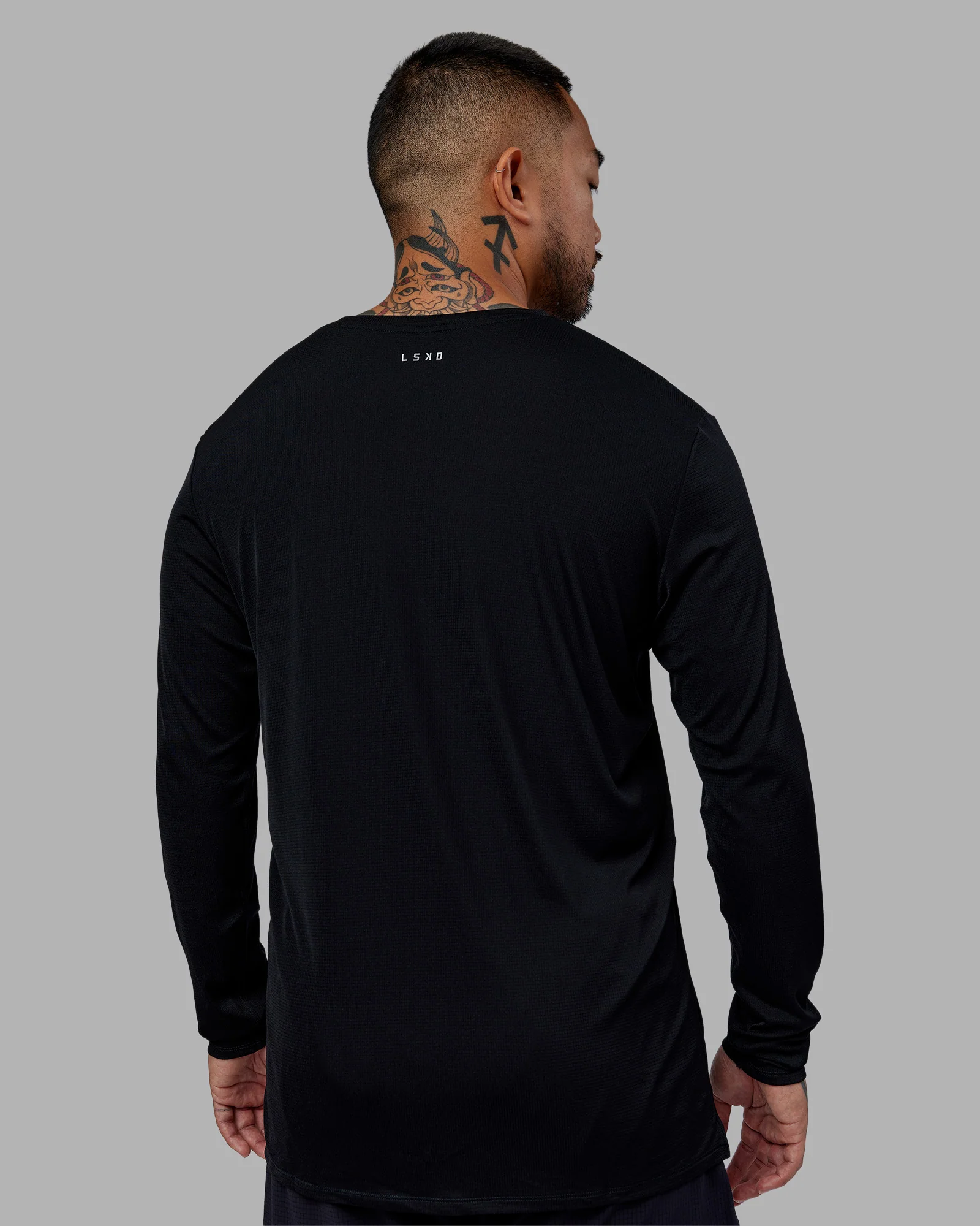 Pace Running Long Sleeve Top - Black 3 Pace Running Long Sleeve Top - Black
