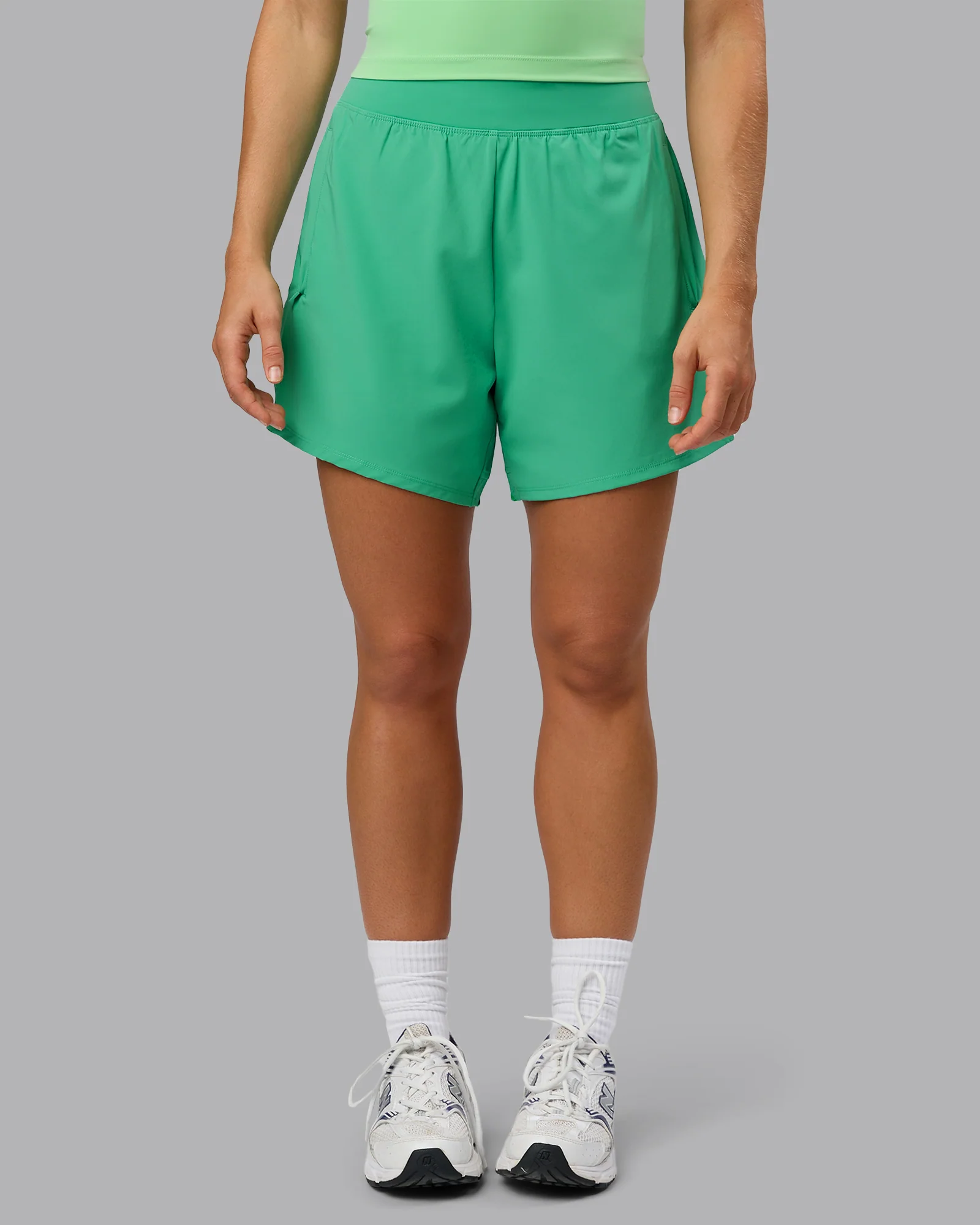 Challenger 5" Lined Performance Short - Mystic Green 7 Challenger 5" Lined Performance Short - Mystic Green