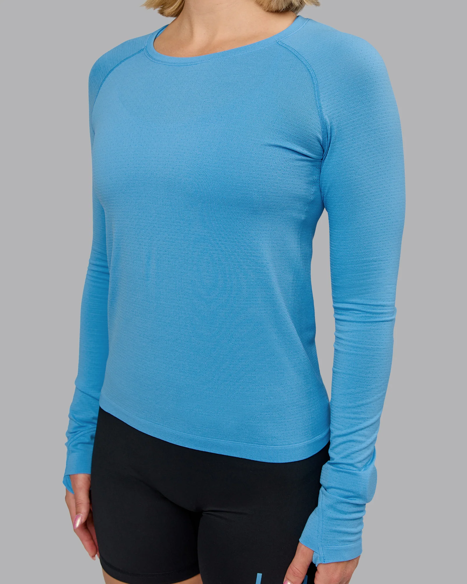 AeroFLX+ Seamless Long Sleeve Tee - Azure Blue Marl 1 AeroFLX+ Seamless Long Sleeve Tee - Azure Blue Marl