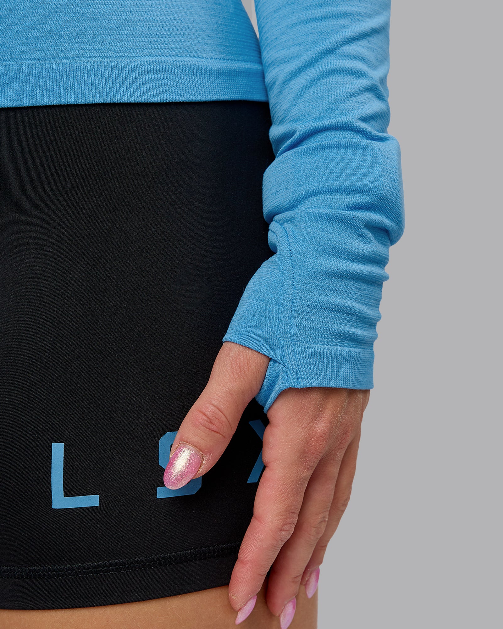 AeroFLX+ Seamless Long Sleeve Tee - Azure Blue Marl 2 AeroFLX+ Seamless Long Sleeve Tee - Azure Blue Marl