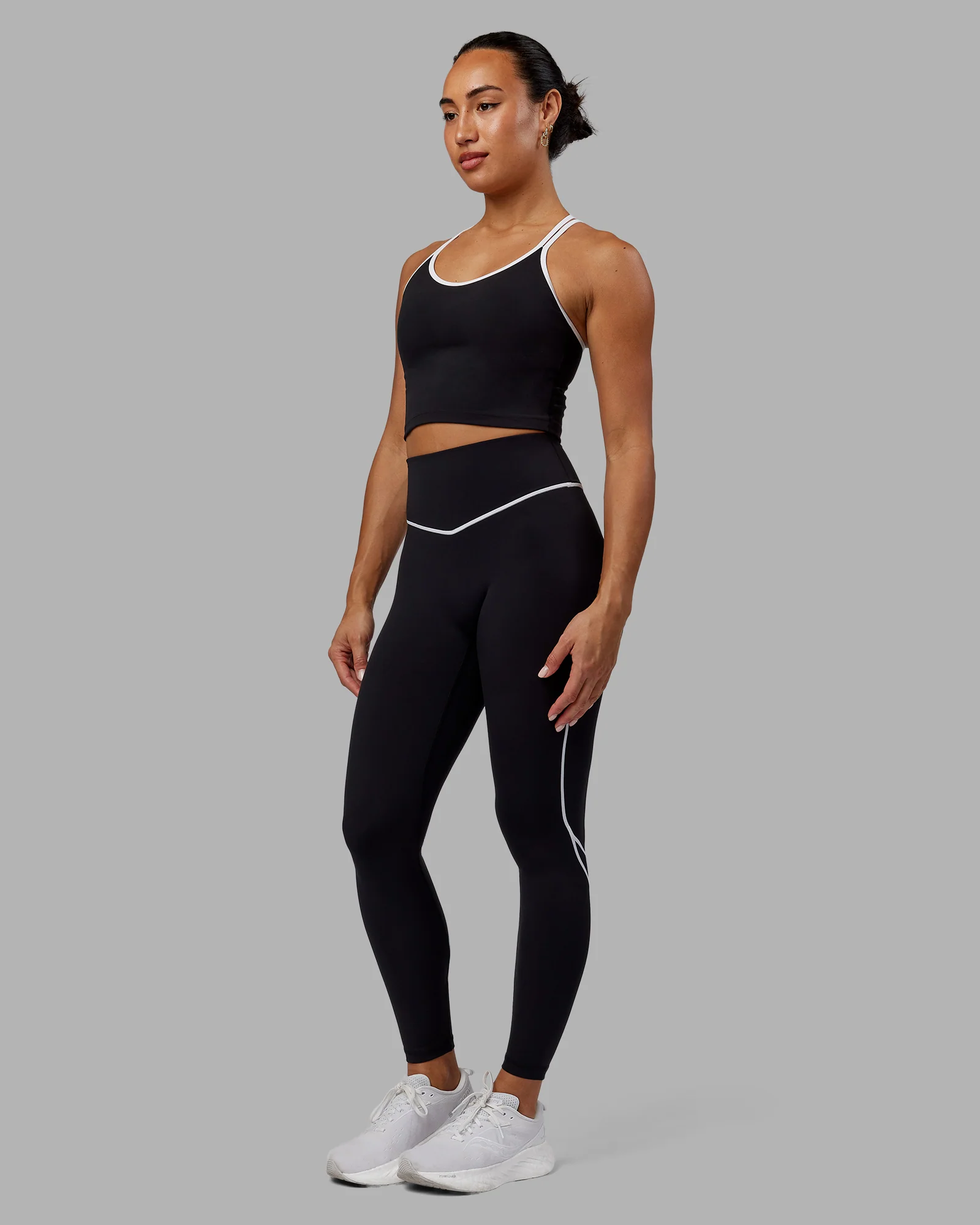 Contrast Active Tank With Shelf Bra - Black-White 3 Contrast Active Tank With Shelf Bra - Black-White