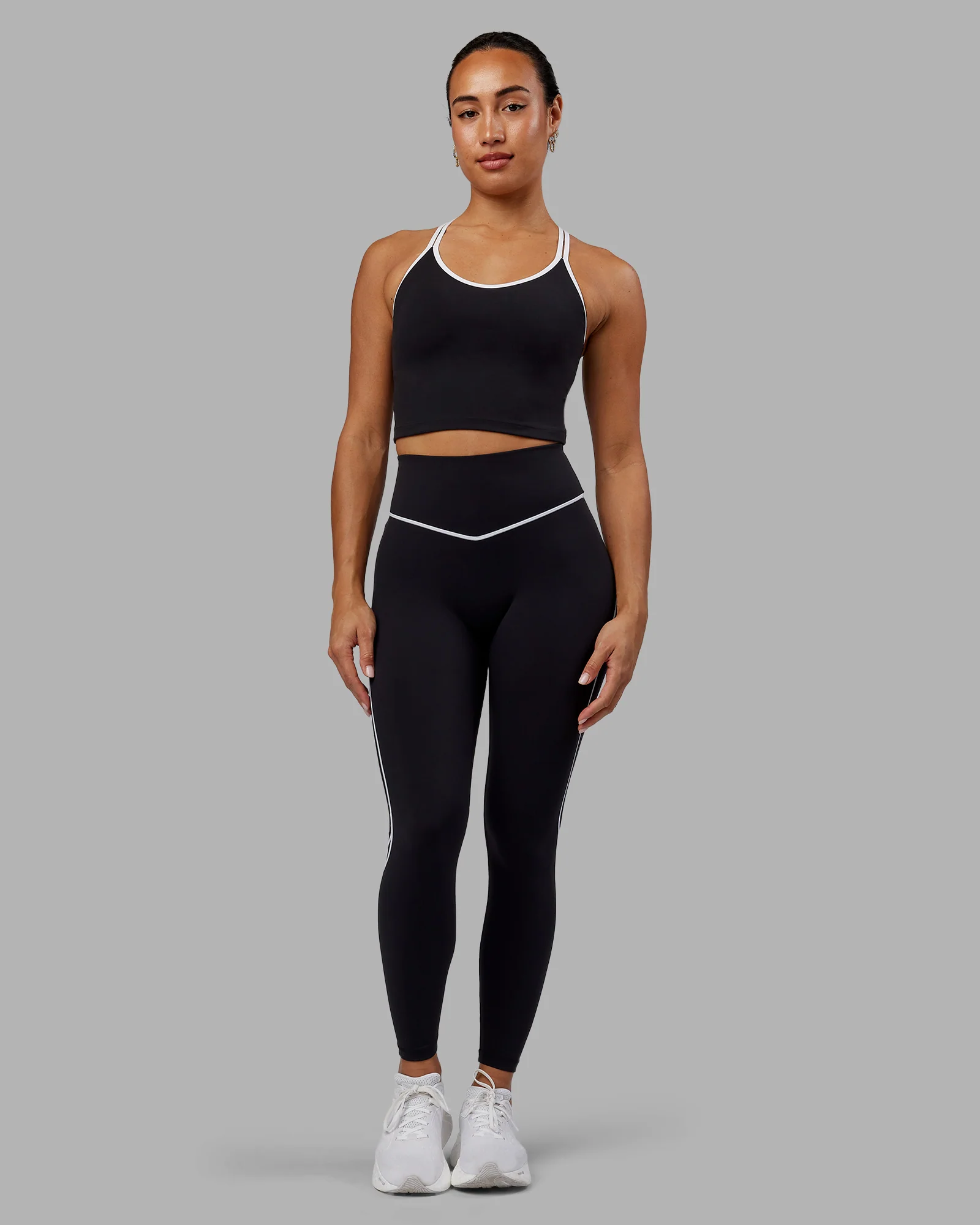 Contrast Active Tank With Shelf Bra - Black-White 5 Contrast Active Tank With Shelf Bra - Black-White