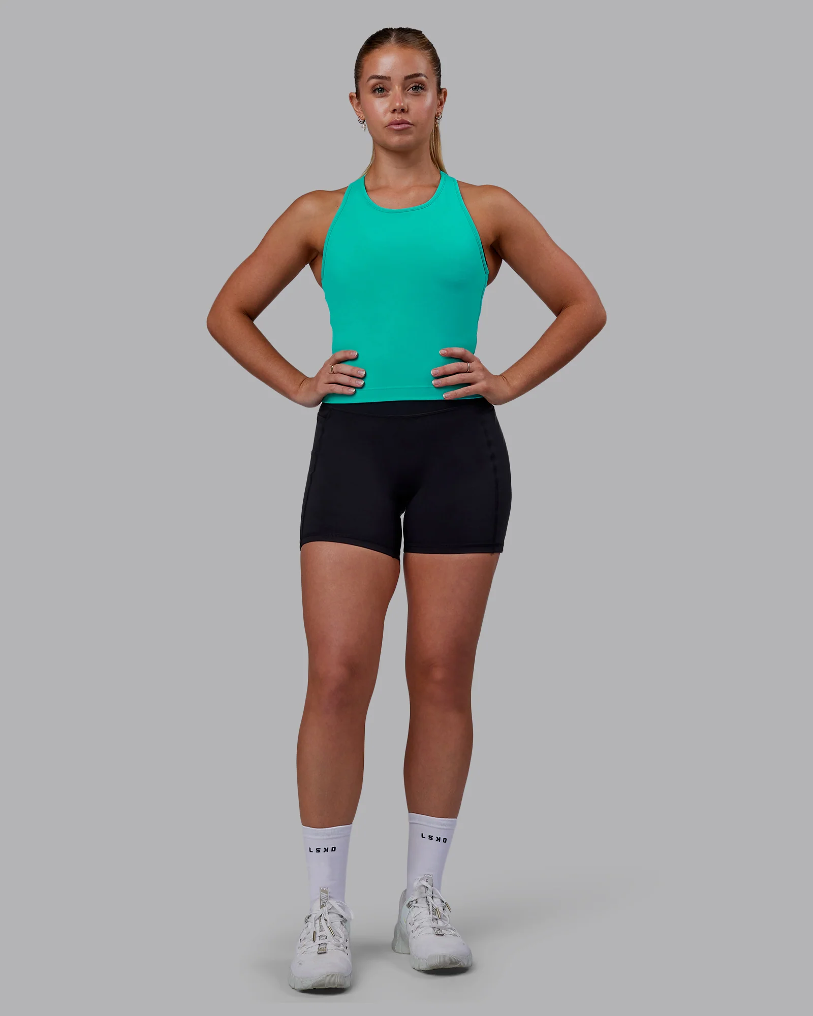Flow Performance Tank With Shelf Bra - Atlantis