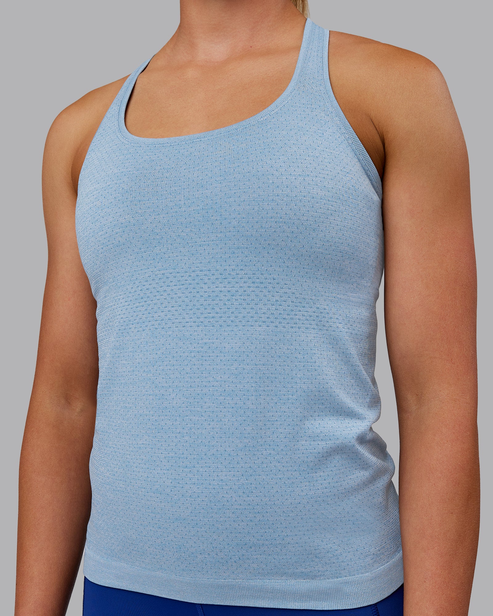 AeroFLX+ Seamless Tank - Elemental Blue/Ice Blue