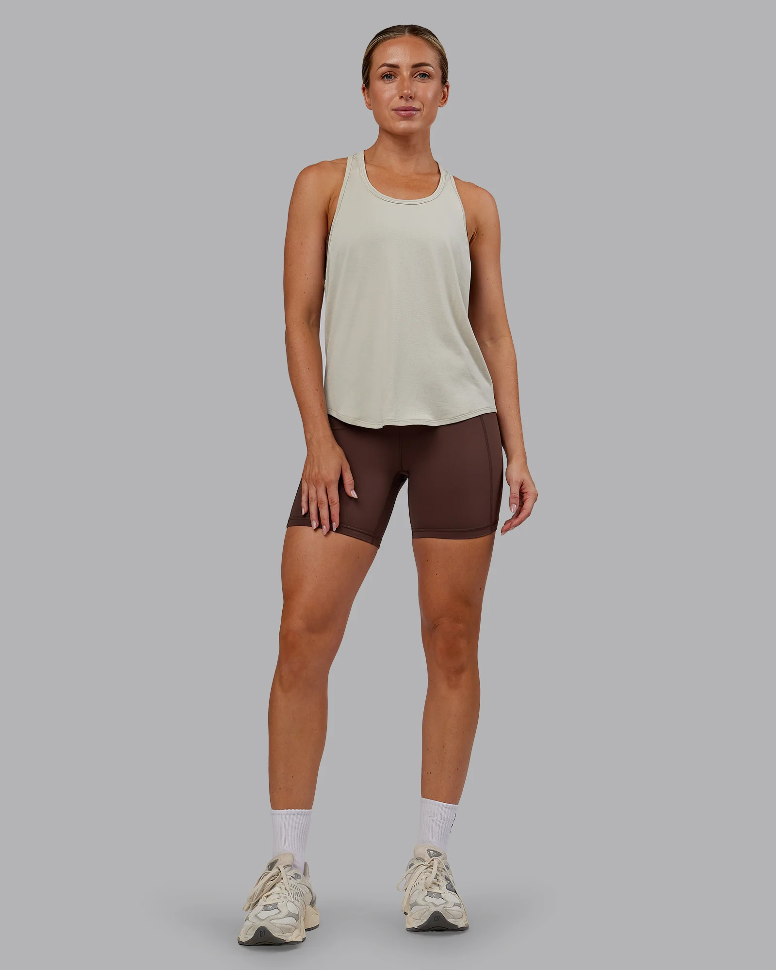 AeroFLX+ Drop Armhole Seamless Tank - Shale Beige/Shale Beige