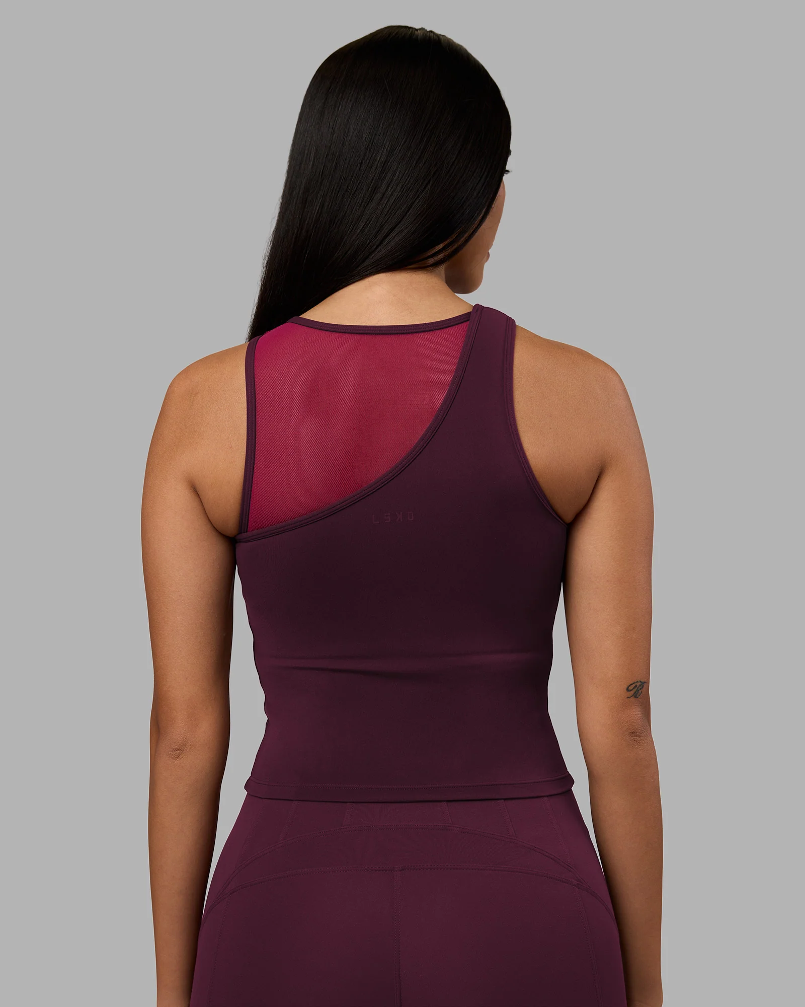 Motion Mesh Shelf Bra Tank - Cherry Lacquer/Plum Berry