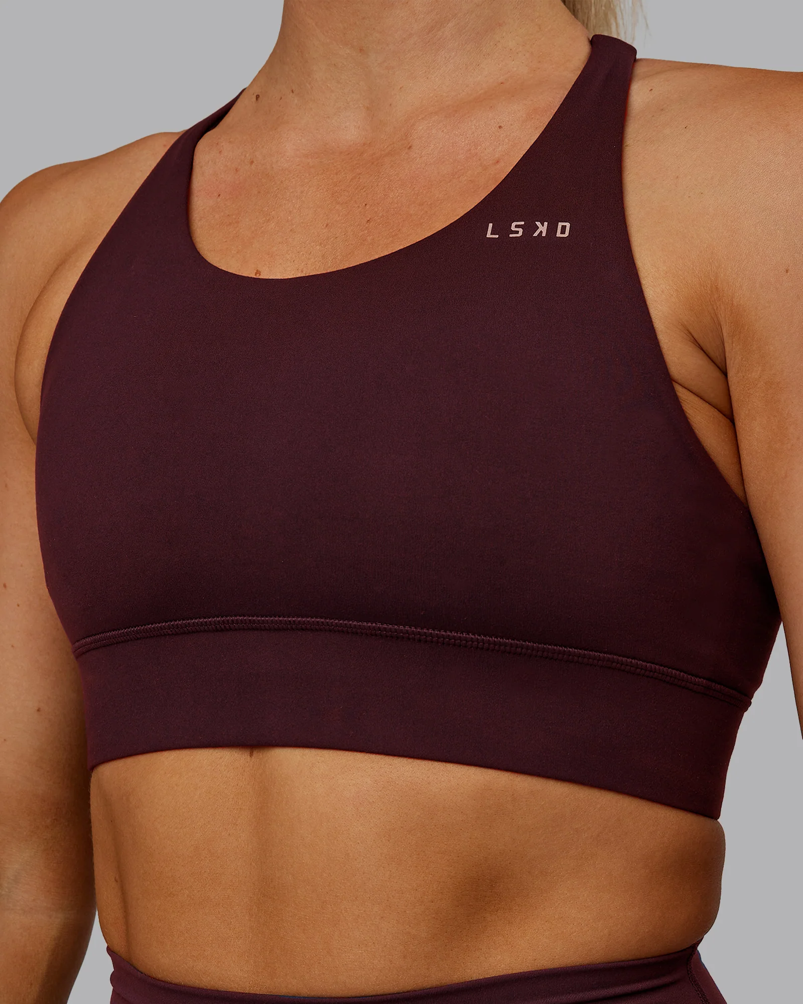 Accelerate Sports Bra - Cherry Lacquer